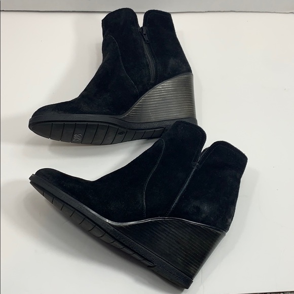 Kenneth Cole Reaction suede wedge boots - Picture 5 of 11